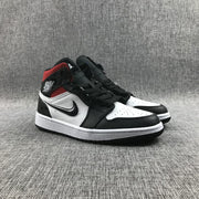 Air Jordan 1 Mid Quai 54 Sneakers Black Multi-Color CJ9219-001