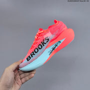 Brooks Hyperion Elite 5 Running Shoes in Coral and Blue