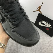 Air Jordan 1 Retro High Black Rose Sneakers