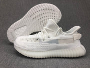 Yeezy 350 V2 Kids Sneakers in White