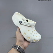 Crocs Classic Clog in White