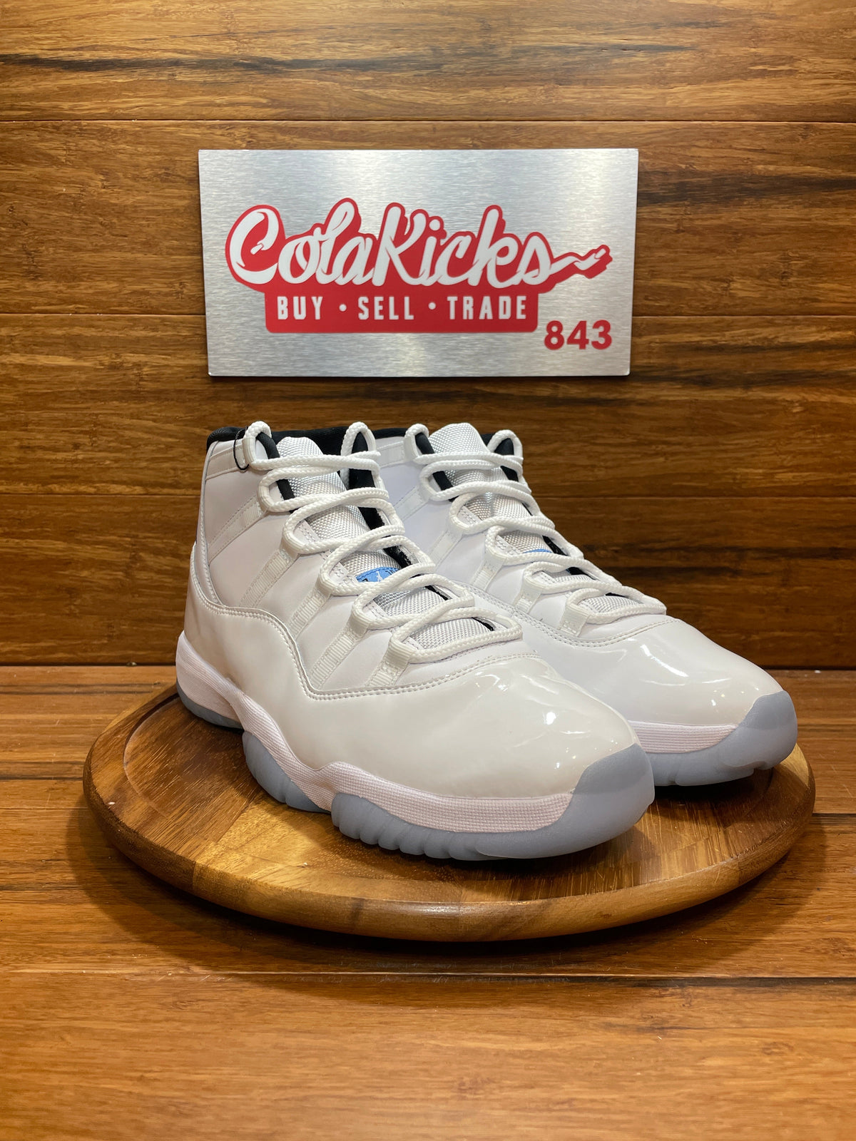 Jordan 11 Retro Legend Blue (2024)