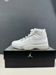 Jordan Air Jordan 11 Comme des Garçons White Sneakers IV7639-100