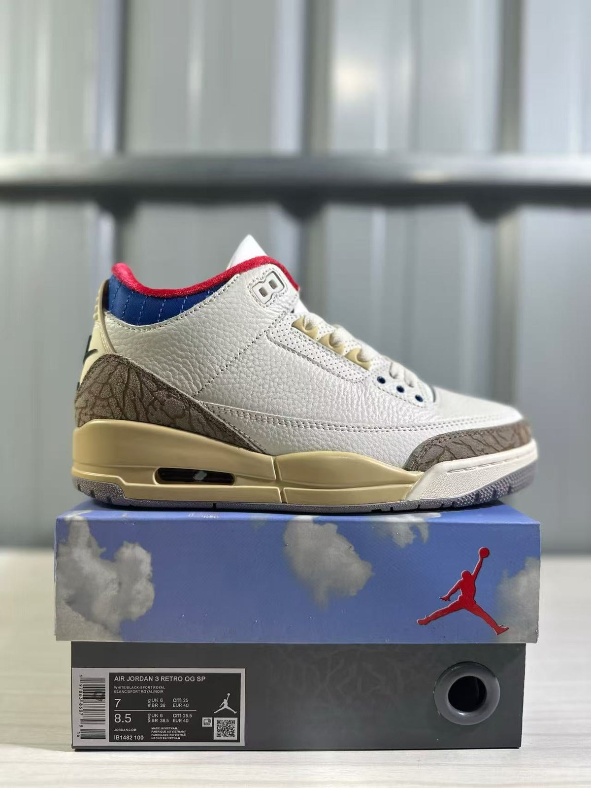 Jordan Air Jordan 3 Retro White Sport Royal Sneakers