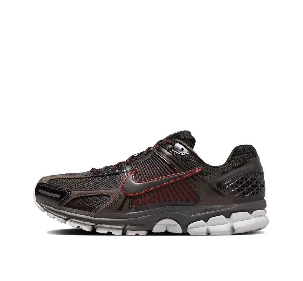 Nike Zoom Vomero 5 Sneakers FN3420-200