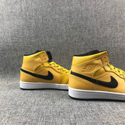 Air Jordan 1 Mid Yellow Ochre Black Sneakers 554724-700