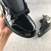 Jordan Air Jordan 1 High OG Black Gold Sneakers 555088-032