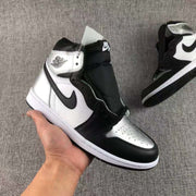 Jordan Air Jordan 1 Silver Toe High-Top Sneakers CD0461-001