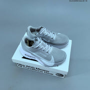 Nike ACG Mountain Fly Sneakers