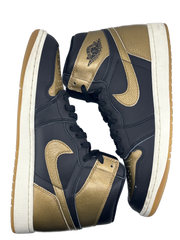 Jordan 1 Retro High OG Black Metallic Gold